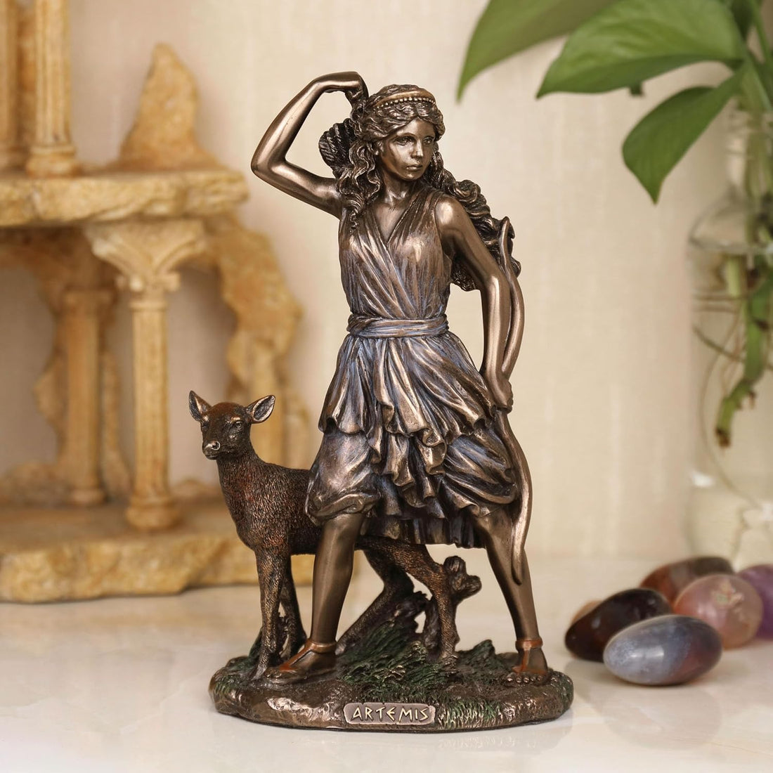 Veronese Design 6 1/2 Inch Artemis The Greek Goddess of The Hunt Cold Cast Resin Bronze Finish Sculpture